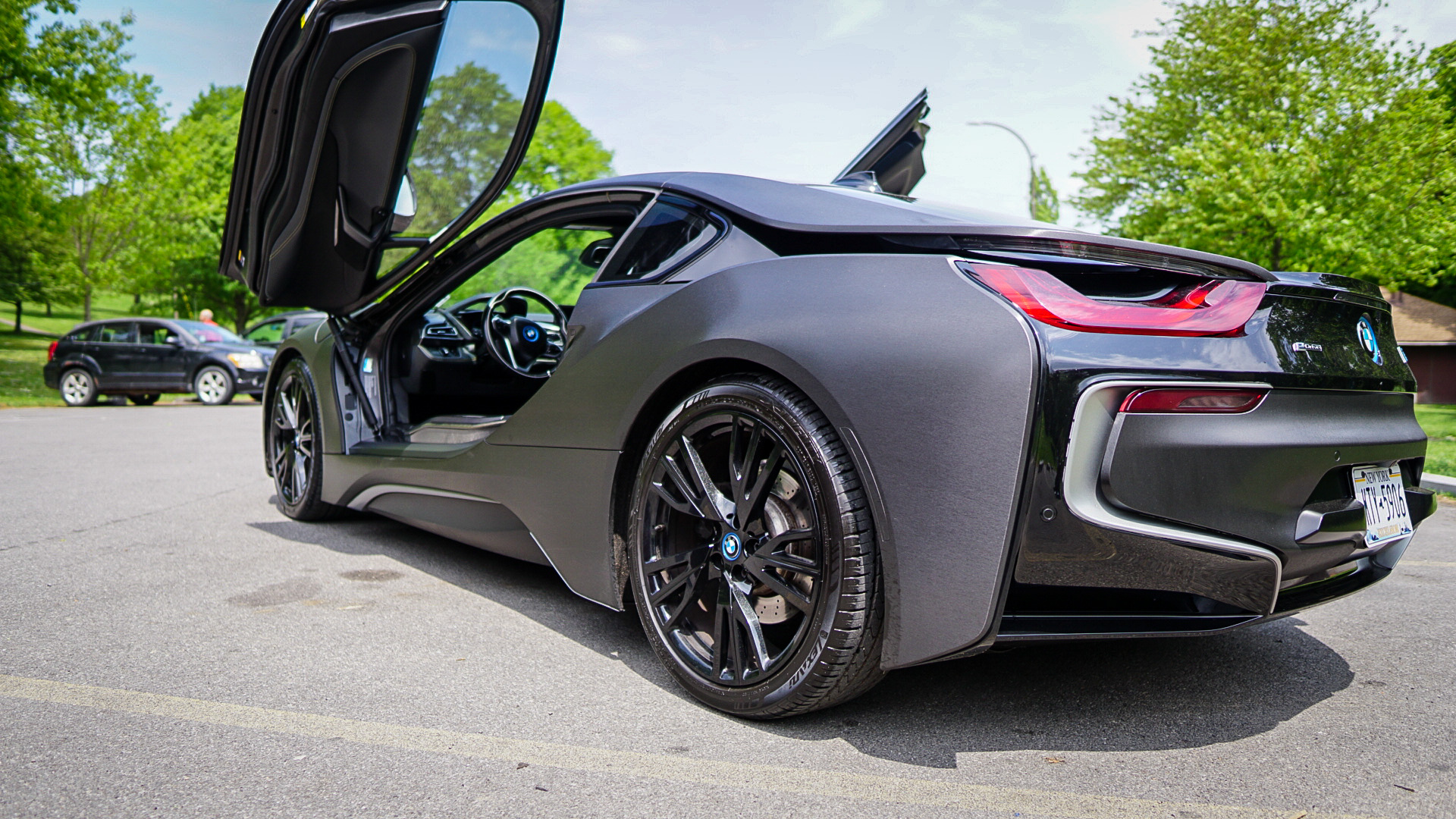 BMW I8 Black Rear Left Angle