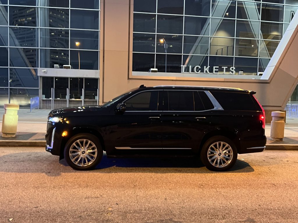 2022 Cadillac Escalade Rental Atlanta Side View