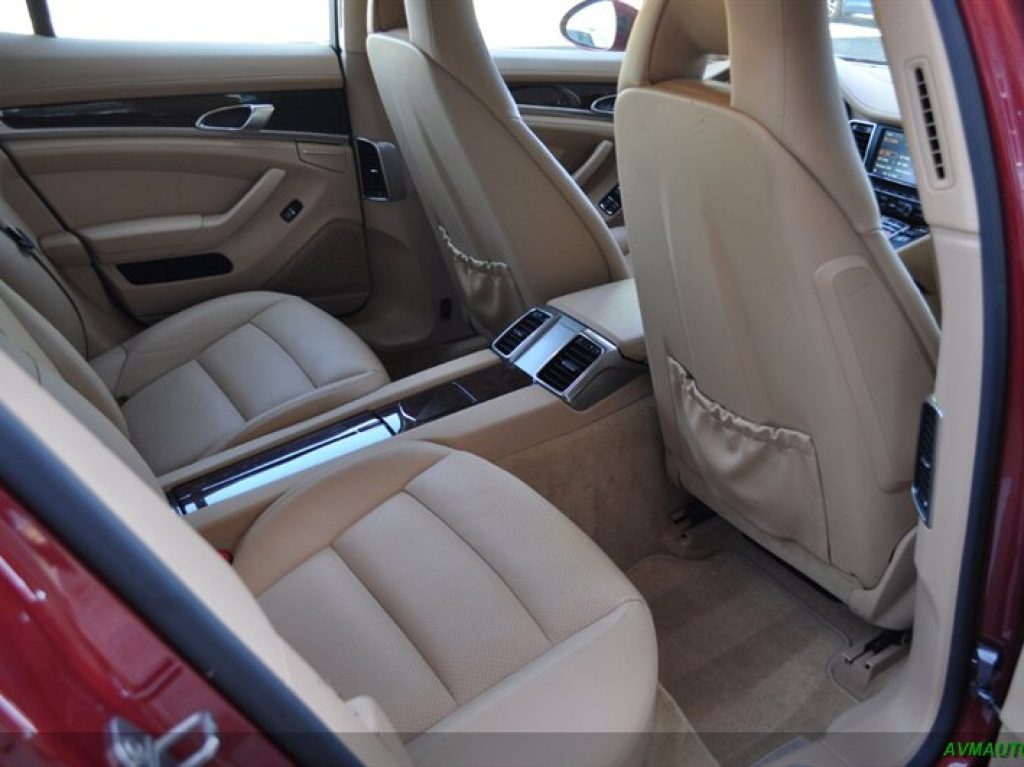 2013 Porche Panamera Back Interior