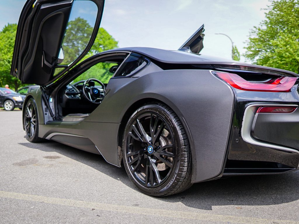 BMW I8 Black Rear Left Angle