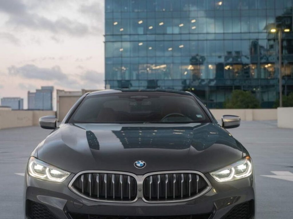 BMW 850 Rental Front View