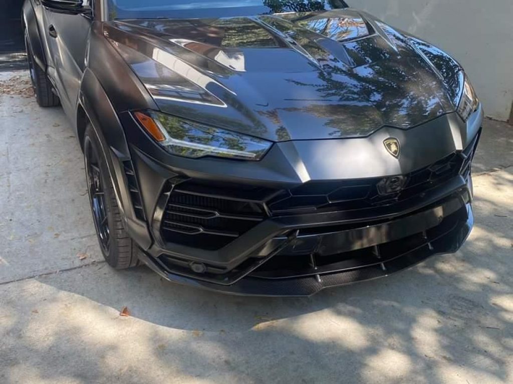 Black on Black Lamborghini Urus