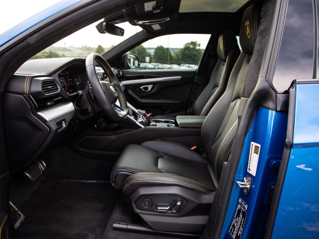 Lamborghini Urus Rental Driver Seat Sideview